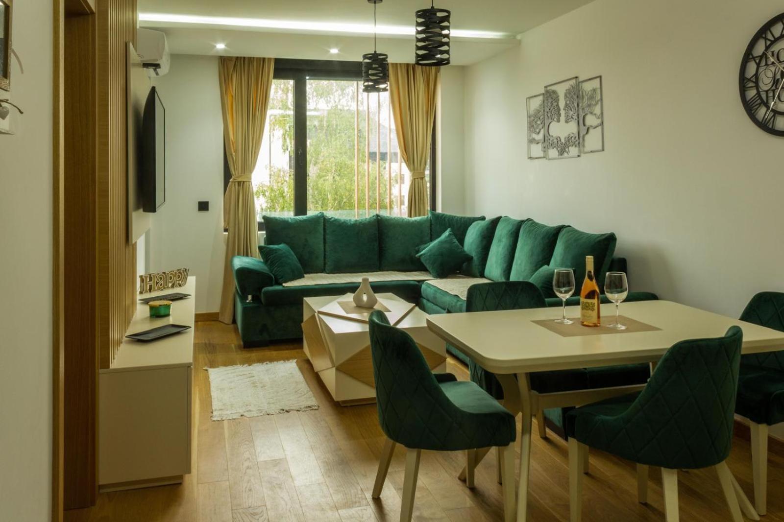 Ema Lux Apartment